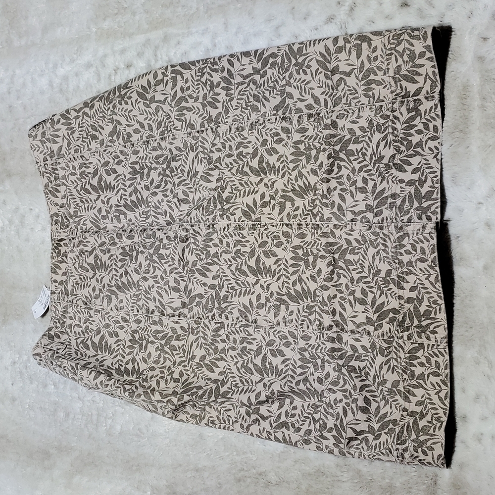 Christopher & Banks Beige Leaf Print Denim Pencil Skirt Size 8 & 4 New With Tags - Picture 3 of 3